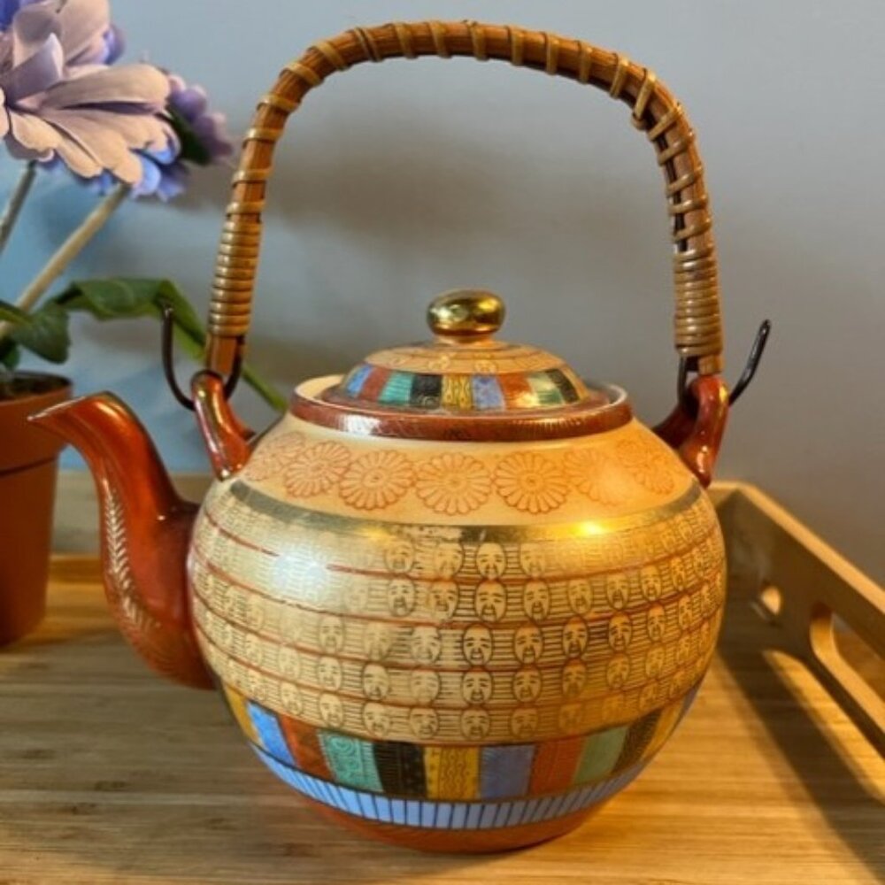 Vintage Japanese Teapot 1000 faces buddhas teapot with ceramic strainer * READ*